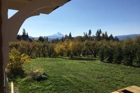 Hood River House | Nosotros Farm
