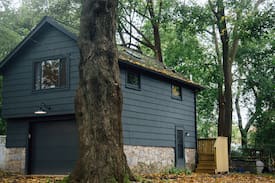 Wakefield-Peacedale House | Treehouse by the sea