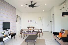 Gelugor Apartment | Arte S Nice view. 7-9pax. SPICE USM