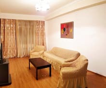 Kentron Apartment | Sunny apartment with a balcony