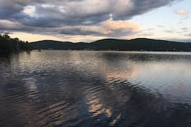 Saint-Hermenegilde Villa | Chalet de L'Érablière du Lac Wallace
