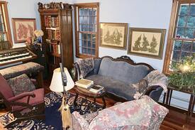 Dennis House | Grandpas Dennis place a Cape Cod guest room