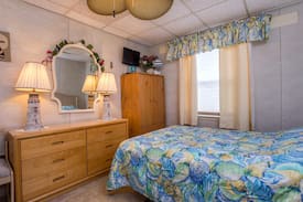 Midtown Ocean City Apartment | 46th St Windjammer 304 (Deluxe)