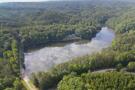 Munford Cabin | Secluded Cabin on Private Lake Robin-Dog Friendly