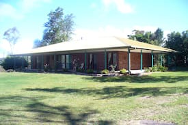 Stanthorpe House | Bonaways