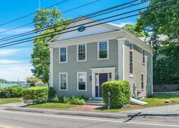 Noank House | Luxury waterfront home in historic Noank CT