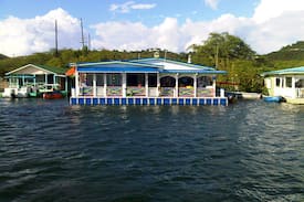 Costa House | Parguera Casa Colores on the water