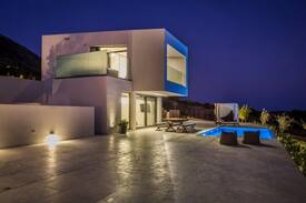 Plateies House | OIKOS twin - Oikos Boutique Residences