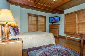 Nashville Cabin | Serendipity Park Log Cabin