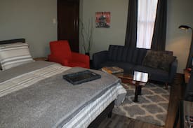 New Kensington House | Contemporary Suite at the Historic Bloser Mansion