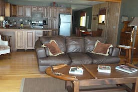Petoskey House | Beautiful Petoskey Lakefront home on Pickerel Lake