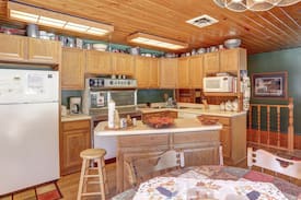 Deadwood House | The Whistle Stop Cabin