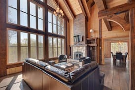 Val-des-Lacs Villa | Chalet Azure Waterfront
