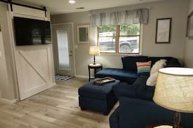Howe Cabin | The Cozy Nest - A Lakeside Retreat
