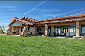 Malibu Villa | High-rise property unbeatable view only for events