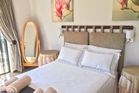 George House | Uniqua View Self Catering