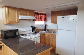 Whites City Cabin | Queen Cafe and Campground