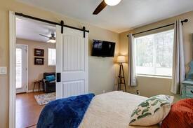 Prescott Cabin | Hillside Hideaway*Private Centrally LocatedCottage