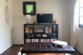 Denton House | Guest House in Historic Downtown Denton
