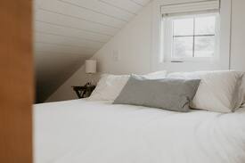 Yarrow House | Poplar Cottage - Vedder River Retreat