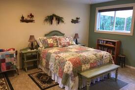 West Stayton House | Escape to the country to our "Country Roost"