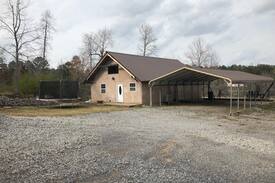 Jasper Cabin | The Straw Bale Cabin on Smith Lake