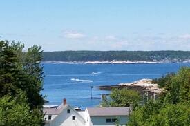 Southport House | Maine Stowaway Cottage/Your Year-Round Destination