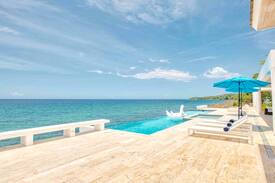 Cousins Cove House | Sparkling Waters of Hanover: The Cottage