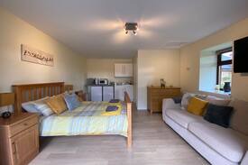 Helensburgh Apartment | Macleod House Studio Apartment (Glen Fruin)