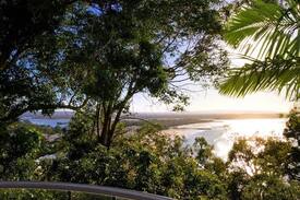 Noosa Heads Apartment | 11 Allambi Rise Apartment B, Little Cove