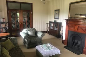 Hartley House | Oakvale in Hartley - Enjoy a country escape!
