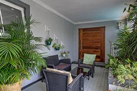 Bloubergstrand House | Tuscan Villa Close to Blouberg