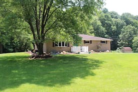 Vandergrift House | Sophie's Guest House, LLC