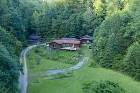 Cosby Cabin | The Cabin at Small Sky Hollow Pet friendly