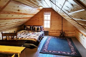 Sheridan Cabin | Mill Creek Farmhouse Cabin