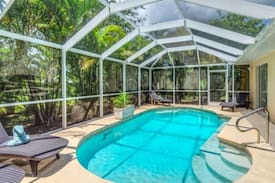 Trafalgar House | Villa Eden
