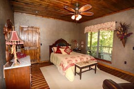 Gore House | Tenkiller Lake Lodge at Strayhorn Cove with Dock