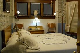 Carter Bed & Breakfast | The Crystal Bell Inn & Spa BnB LLC