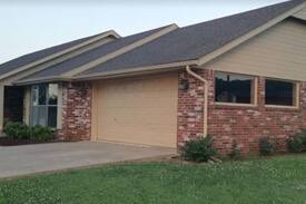 Pawhuska House | Hartness Ranch Bed & Bath and Horse Motel
