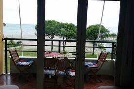 Golem Apartment | Sea-view apartment in QERRET !