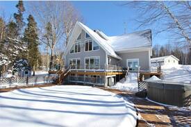 Troy House | Lake Winnecook, Maine - All Season Getaway
