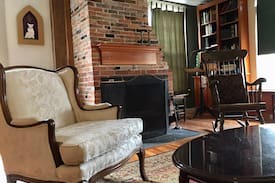 Ashfield Bed & Breakfast | The Red Room at the Norton Hill BnB