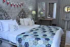 Jan Kempdorp Bed & Breakfast | Platteland Gastehuis - Home away from home