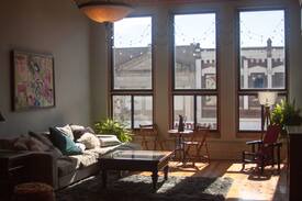 Cherokee Apartment | Library Loft Apartment - Right Wing