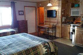 Rice Lake Cabin | Room 12 - Loons Lair - Curriers Lakeview Lodge