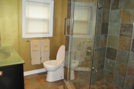 Val-des-Monts House | Luxury waterfront 40 mins from Ottawa