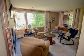 Lincoln Apartment | 2020/2021 Winter Seasonal Rental