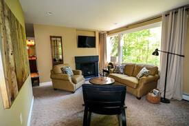 Lincoln Apartment | 2020/2021 Winter Seasonal Rental