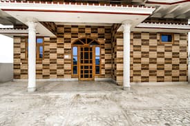 Dehradun Apartment | Graceful 2BHK Home, Dharamshala-Flash Deal⚡