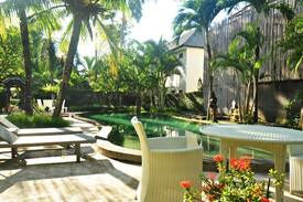 Batu Bolong Villa | Canggu 11BR Villa with 2 Pools - Close to Beach